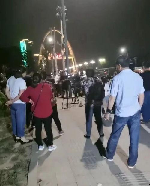 莱芜网红最新爆料,揭秘网红背后的惊人真相! 第2张 莱芜网红最新爆料,揭秘网红背后的惊人真相! 第2张